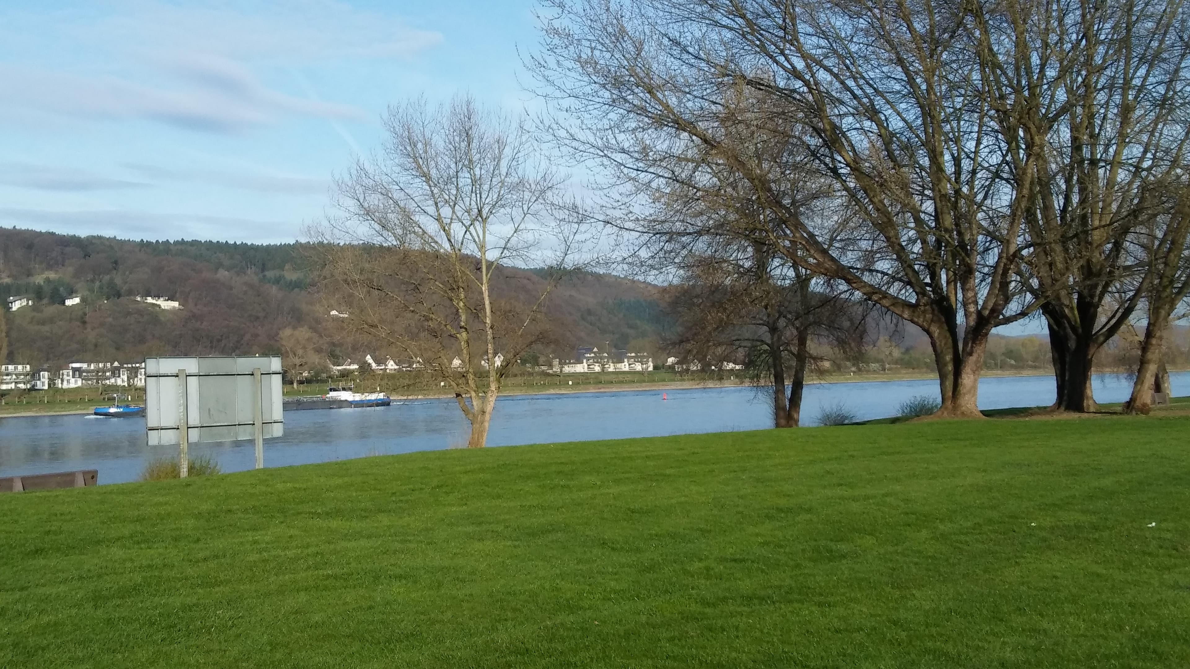 Tagesausflug auf dem Rhein zwischen Bonn und Köln genießen
