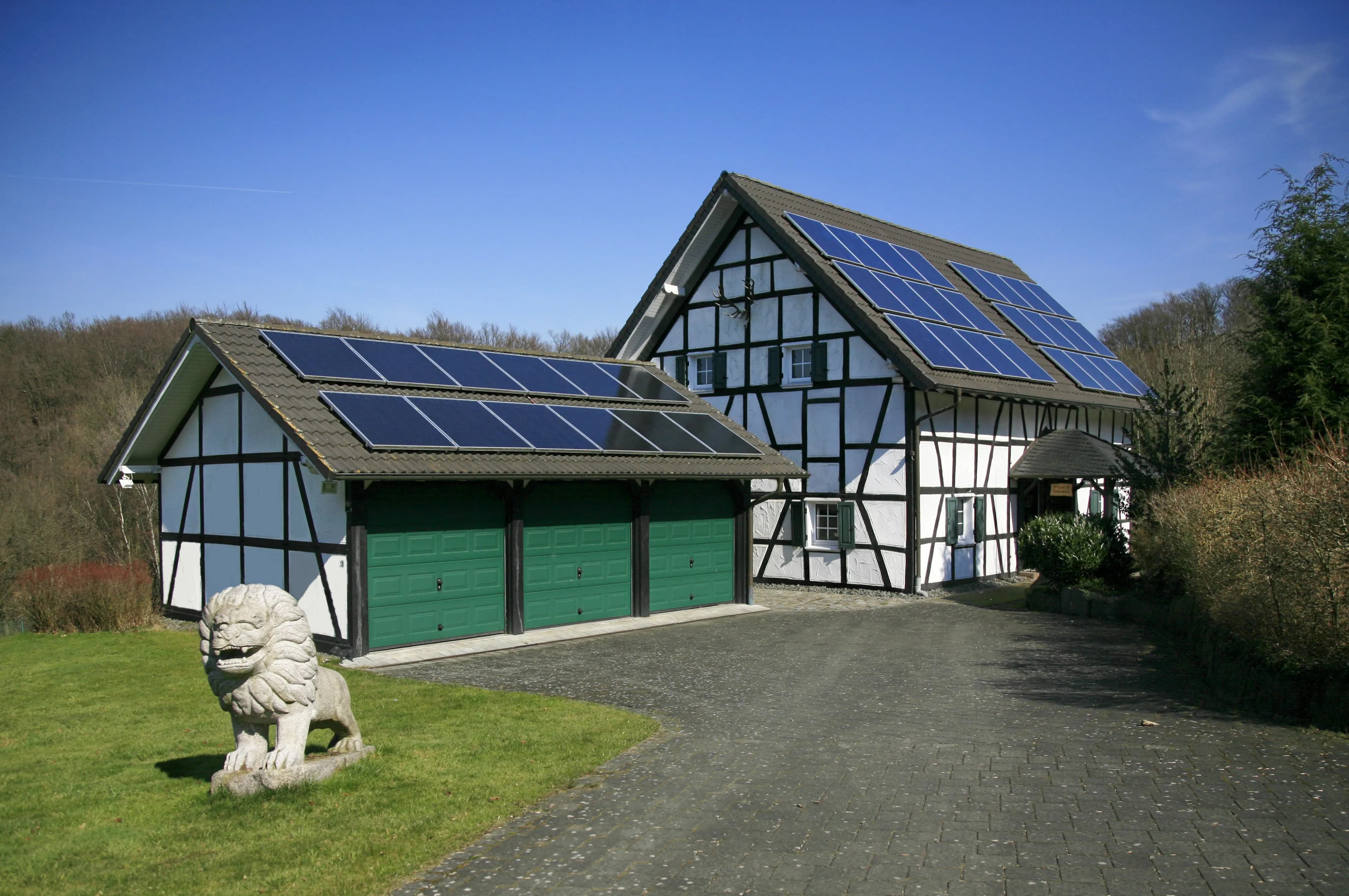Ferienhaus mit großem Garten im Rhein-Sieg-Kreis – Hund willkommen
