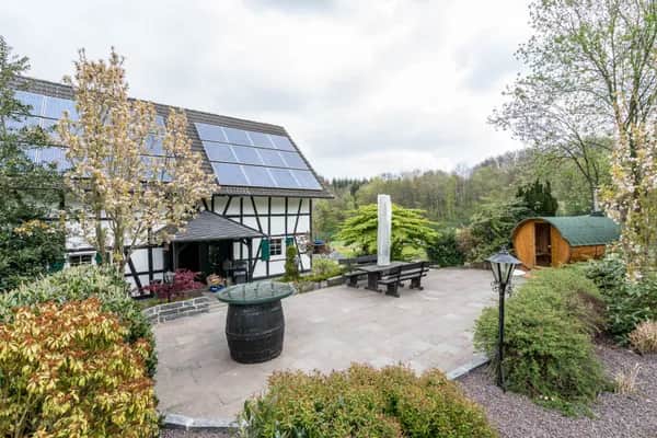 Bergisches Ferienhaus: Sonne, Natur und BBQ im Garten