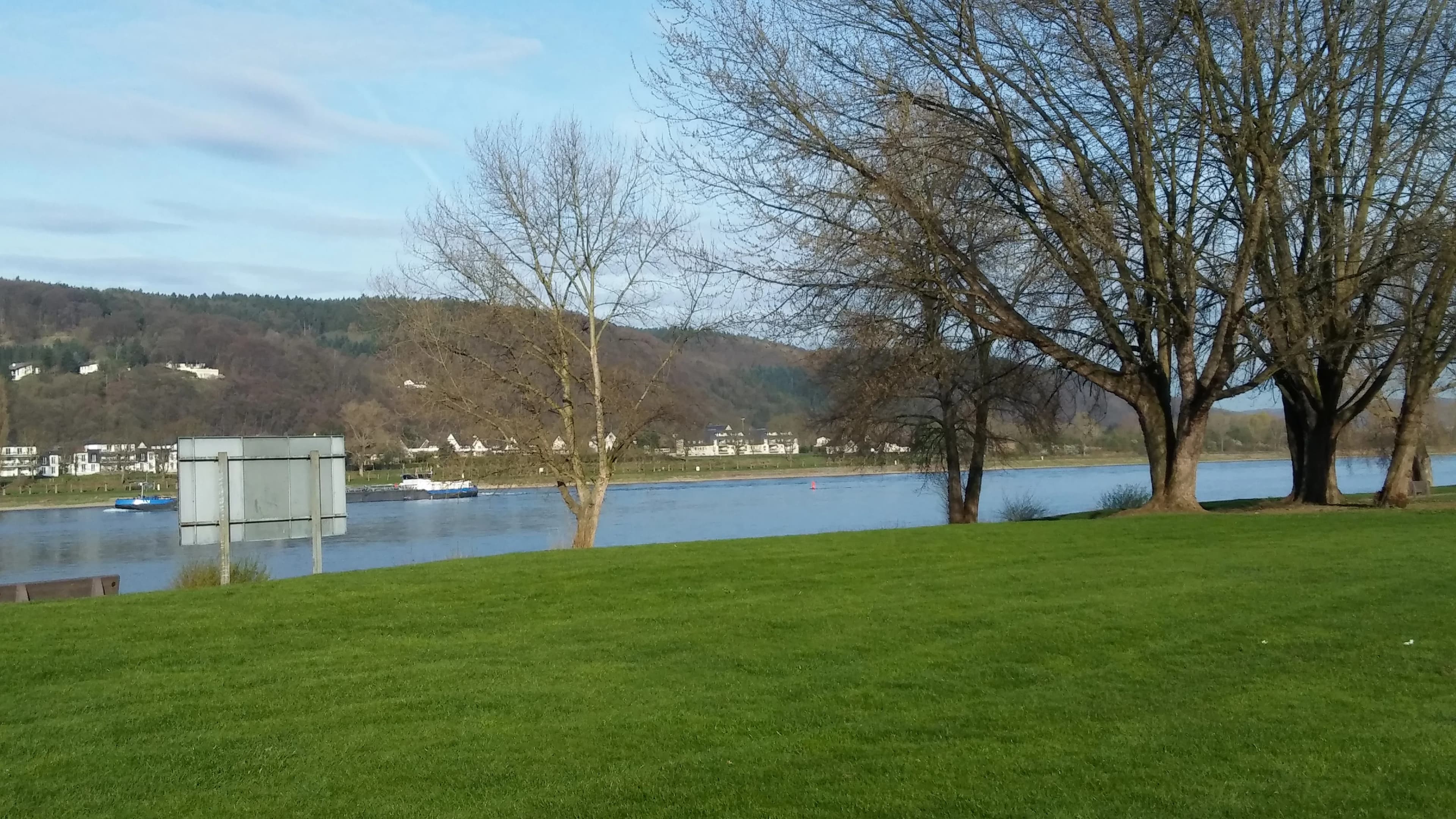 Tagesausflug auf dem Rhein zwischen Bonn und Köln genießen